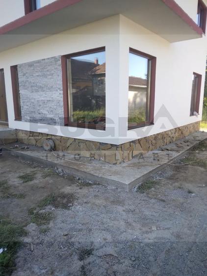 Casă individuală de 146 mp, teren 600 mp, aproape de Centrul Gilaului