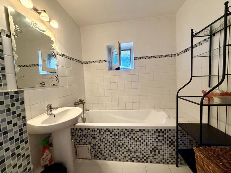 De vanzare Apartament 2 camere Str. Turda 127