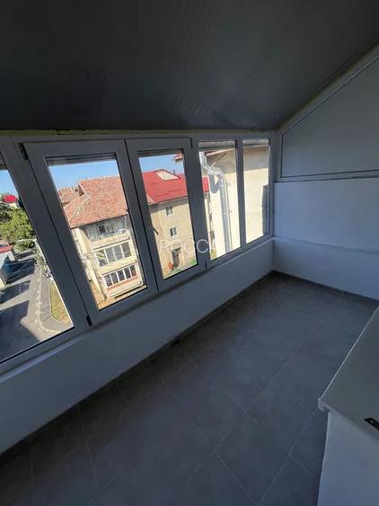 Apartament de 2 camere, 60 mp, centrala, balcon zona Otopeni  - 5