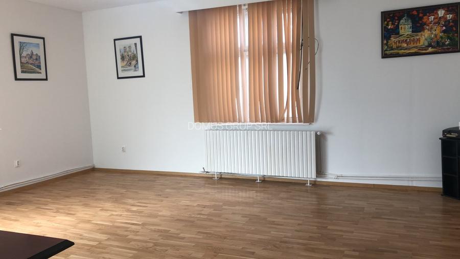 Oferim spre închiriere imobil pentru birouri - 8