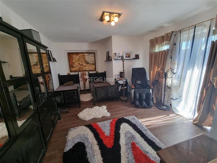 Casa moderna de patru camere zona Ghimbav