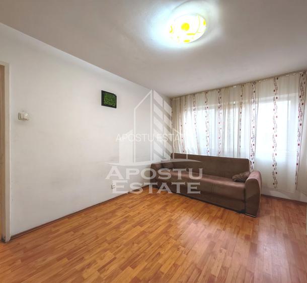 Apartament de vanzare cu 2 camere, etaj intermediar, Iosefin,Timisoara - 2