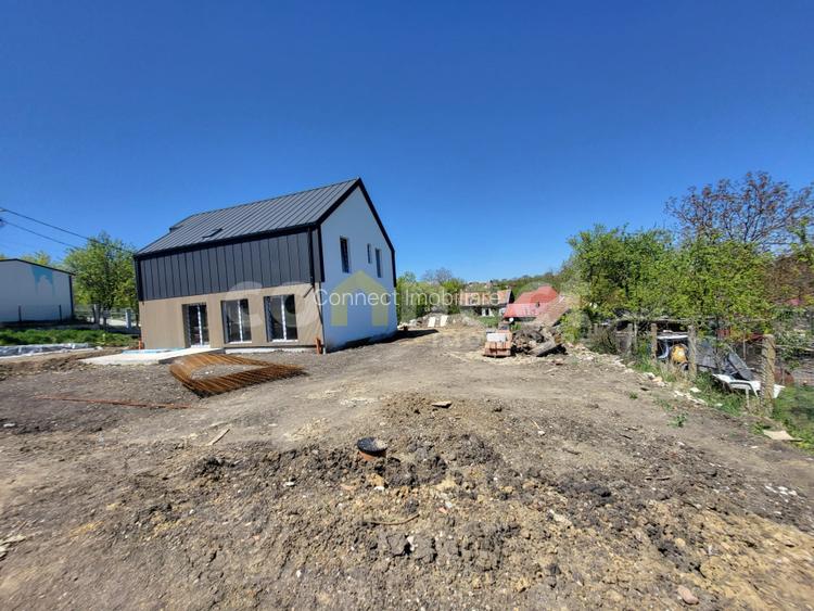 Casă de vanzare | 4 camere, 3 băi | Teren 500 mp I Tureni - 10