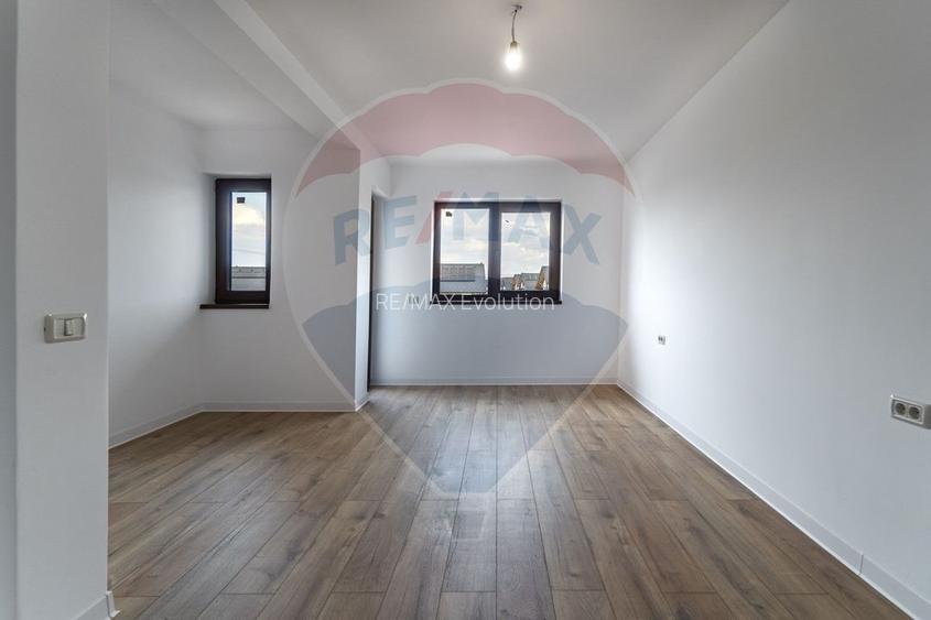 DUPLEX 8 camere de vanzare| Constructie noua| Izvor, BV | Comision 0% - 56