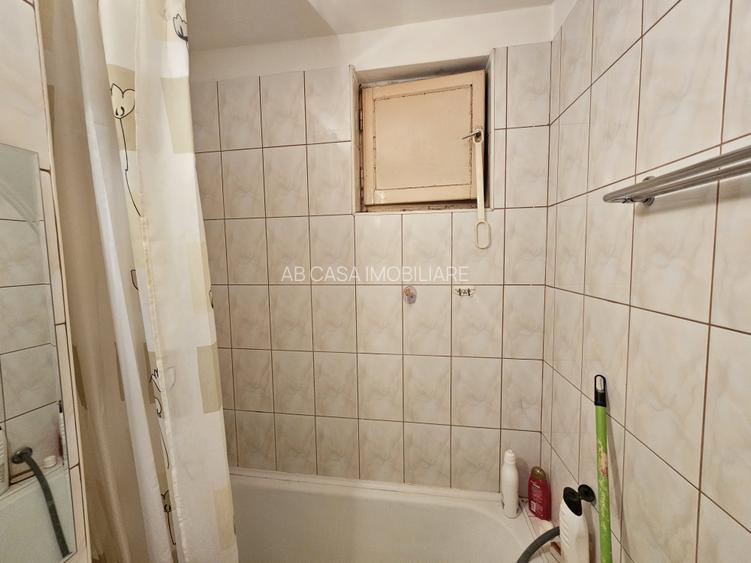 Ap 3 camere, et 1, dec, 2 balcoane, Torontalului, aproape de Iulius Mall - 11