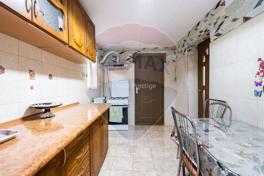 POTENTIAL MARE LOCUINTA/INVESTITIE Casa cu teren de 458 mp in Sector 5 - 13