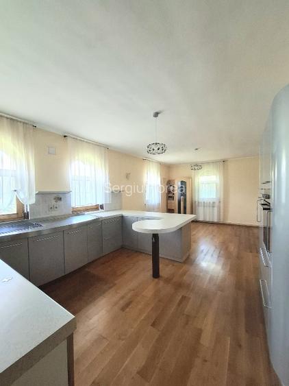 Direct proprietar Vila Superba in inima Snagovului + Garaj si garsoniera separat - 9