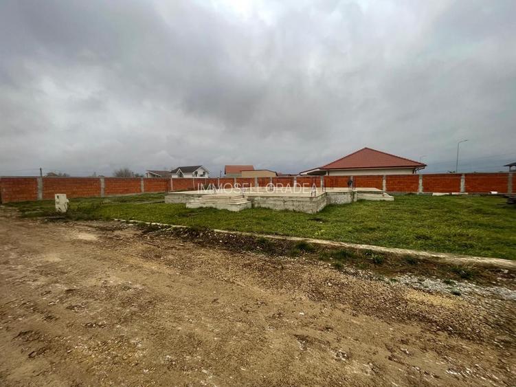 Teren intravilan, fundatie proiect casa, gard si utilitati-Zona Cheriu - 5