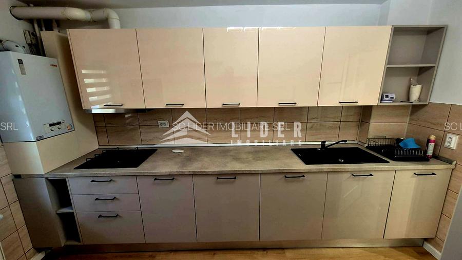 Apartament de vanzare  3 camere decomandat,renovat,garaj si beci,Zorilor - 3