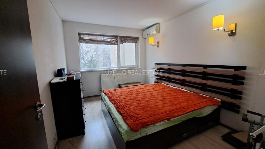 Apartament 3 camere, renovat, poziție retrasă (nu la bulevard) – Metrou 500 m - 54