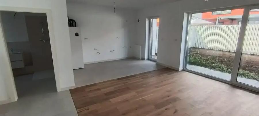 Pipera Plaza VILA 3 Camere Cu Gradina 40 MP Mutare Rapida Comision 0
