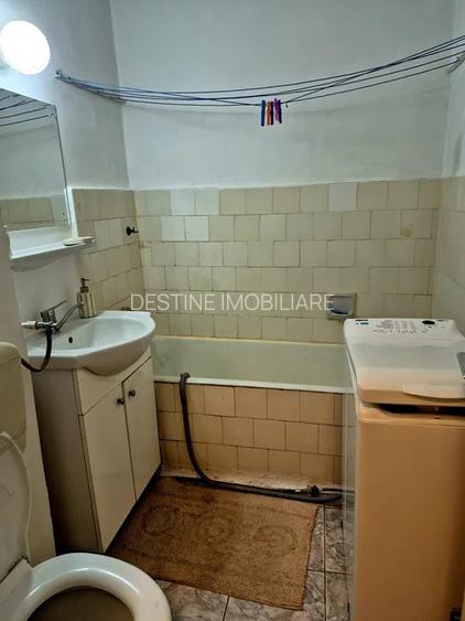 Garsonieră de vânzare – zona Piața Progresu - 5