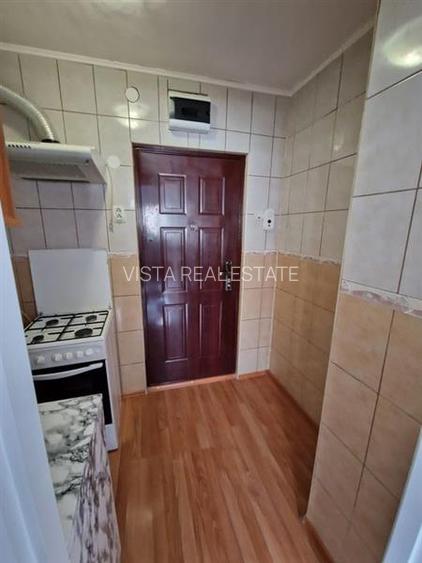 Apartament 2 camere, mobilat si utilat. Zona Tractorul | Coresi - 6