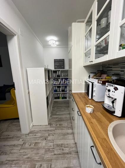 Birou shared (coworking)cu grădină, terasă si parcare proprie - 5