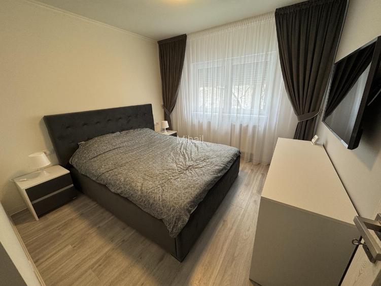Închiriez apartament 2 camere decomandat etaj 1,micro 17 penny - 4