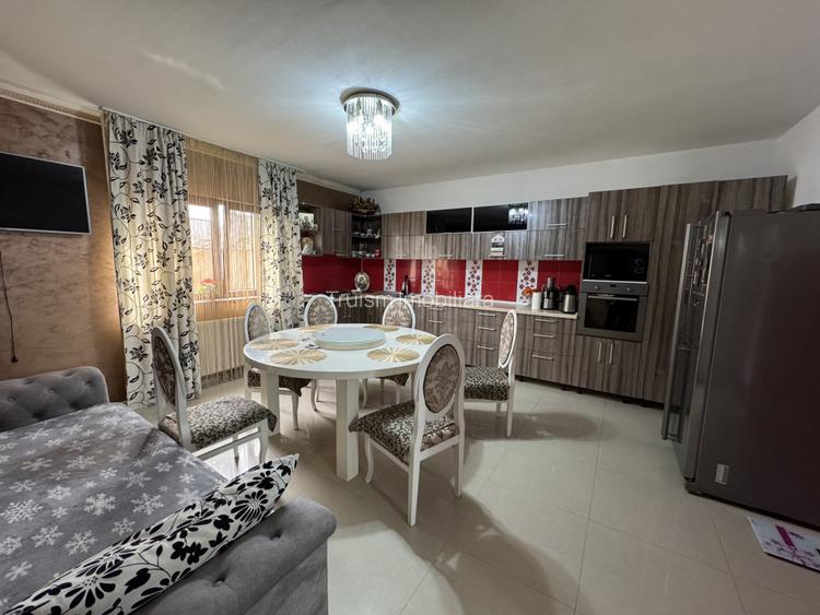 Vila P+ Et 1, Bulevardul Bucuresti - 5