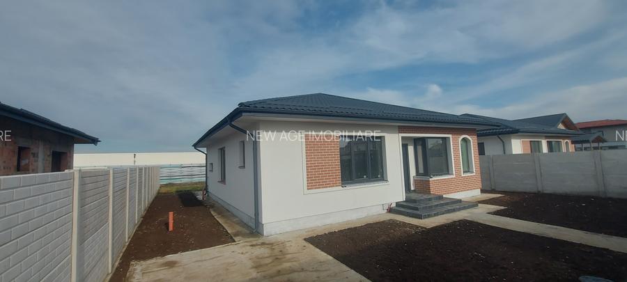 Casa cocheta, P+Pod, 4 camere, teren 500 m.p., toate utilitatile, comision 0% - 2