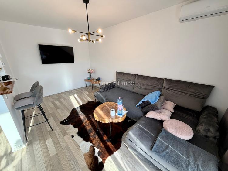 Apartament de 2 camere Parcare Capat Pacurari Esq Village 2 - 11