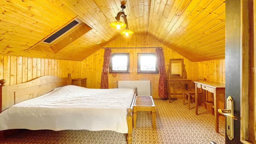 Complex de 3 case pe 18000 mp teren - 26