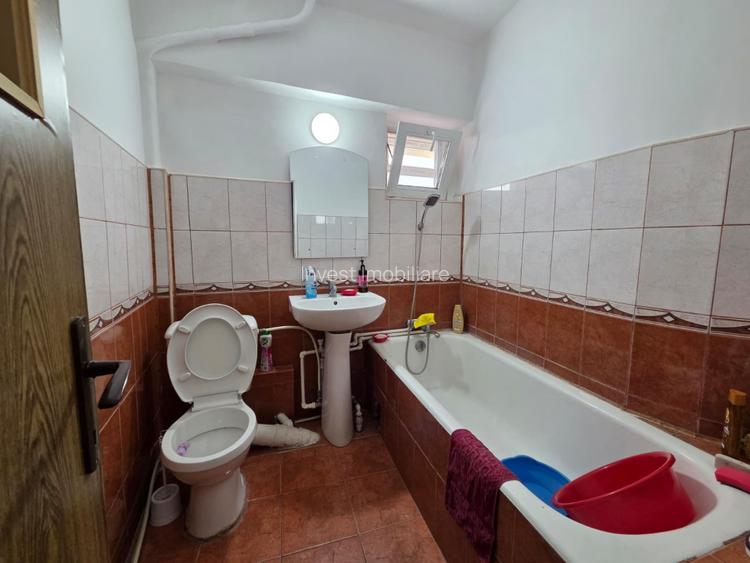 DE VANZARE-APARTAMENT 4 CAMERE-DECOMANDAT-DACIA - 9