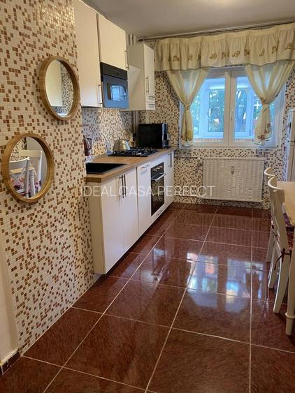 Zona str. Turda langa parcul Regina Maria, metrou aproape si tramvaiul rapid 41 - 2