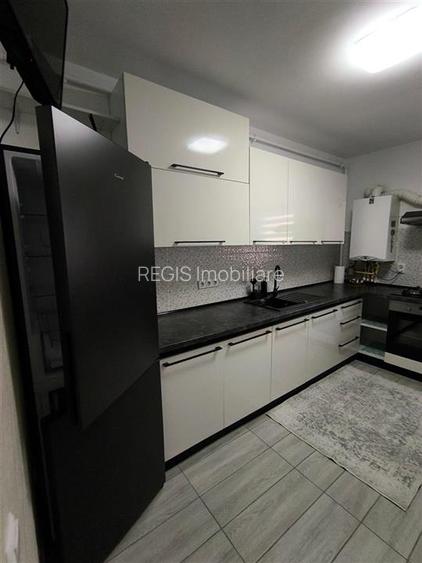 Apartament 2 Camere zona Coresi + Loc de parcare - 2