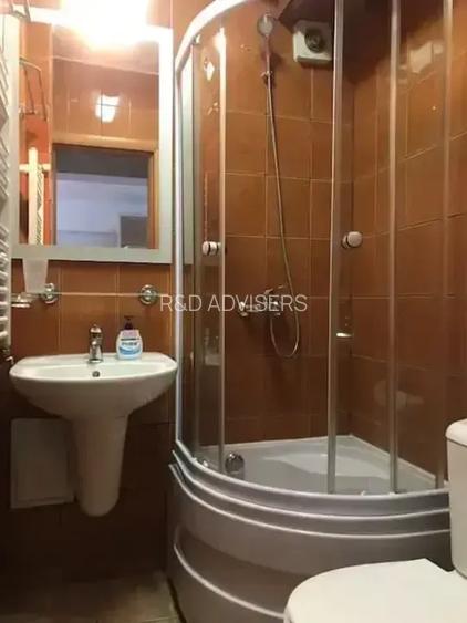 Universitate metrou 4min-Calea Victoriei - 4