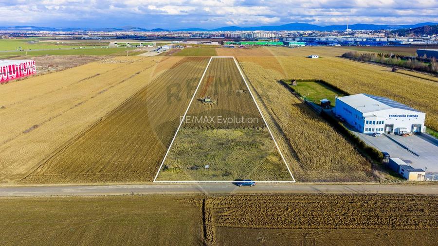 COMISION 0% Teren 25,000mp Ghimbav / Strada Sanzienei - 7