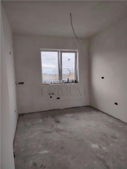 Duplex modern - spatios - personalizare interioara - canalizare - asfalt - 5