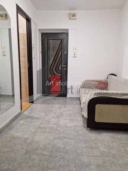 Garsoniera mare Crangasi - 3