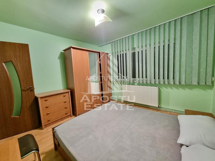 Apartament cu 3 camere, decomandat, centrala proprie, AC, zona Lunei - 10