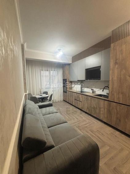 Apartament premium 3 camere prima închiriere balcon 9 mp C. Cisnadiei - 2