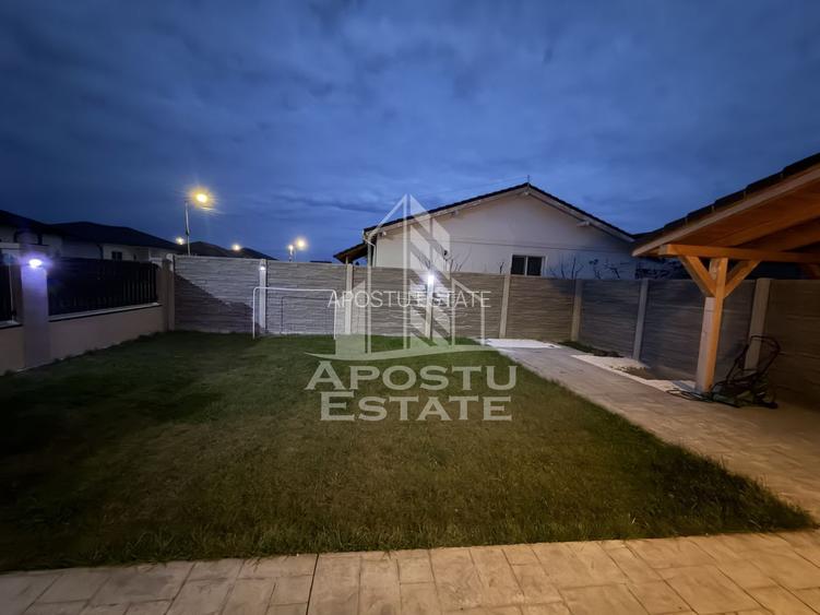 Casă triplex cu 3 camere de închiriat ,Curte, Mosnita Veche - 9