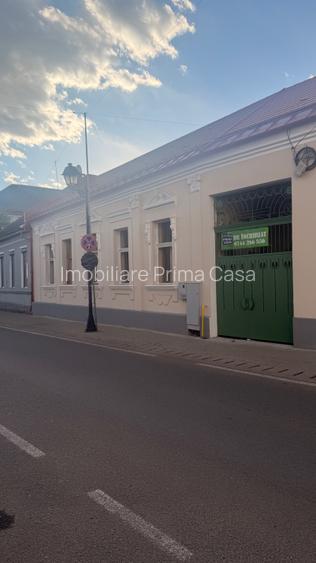 CLADIRE ISTORICA(1895), 150 mp   Centrul Vechi Baia Mare! - 12