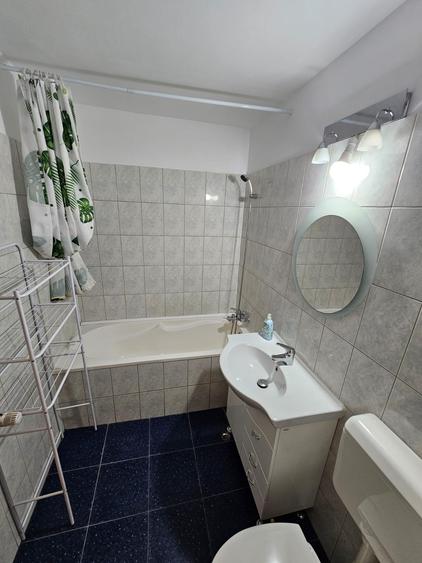 Inchiriere - 4 camere - Lizeanu- Stefan cel Mare