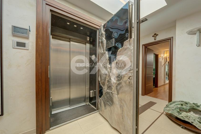 Penthouse 5 camere de vanzare -Nordului stradal + 800 mp teren in jurul blocului - 18