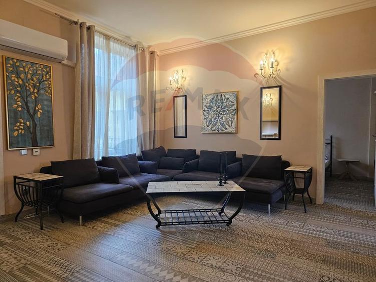 Inchiriez apartament superb cu 4 camere, 120mp, în zona Ultracentrala
