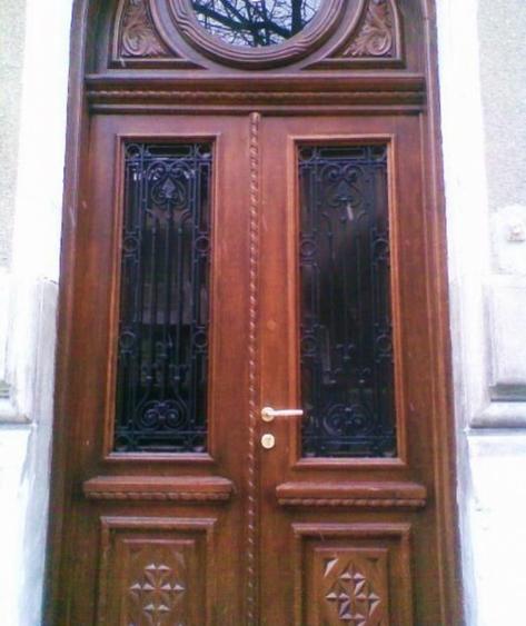 Vanzare demisol inalt 4 camere vila Cotroceni Romniceanu ideal firma