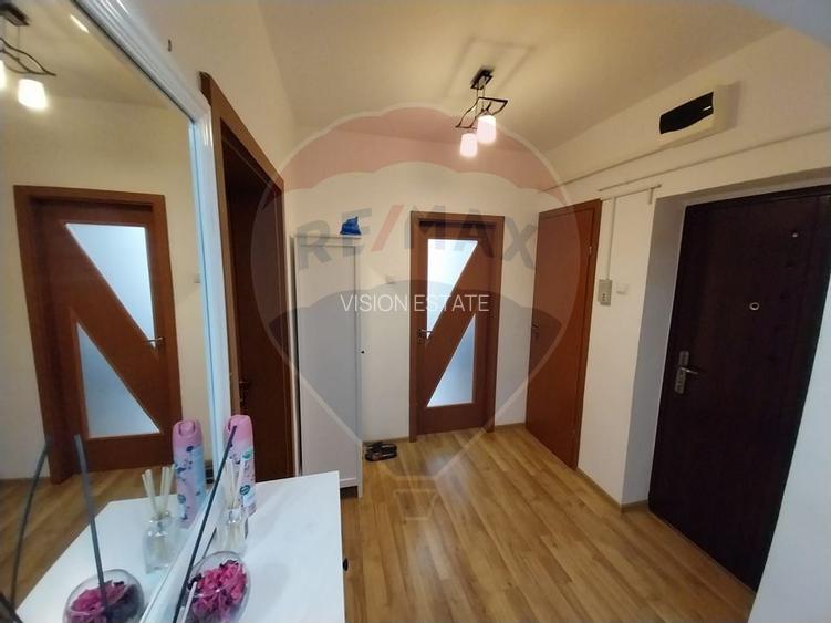 Apartament cu 3 camere  Promenada- Calea Severinului-Toporasi - 11