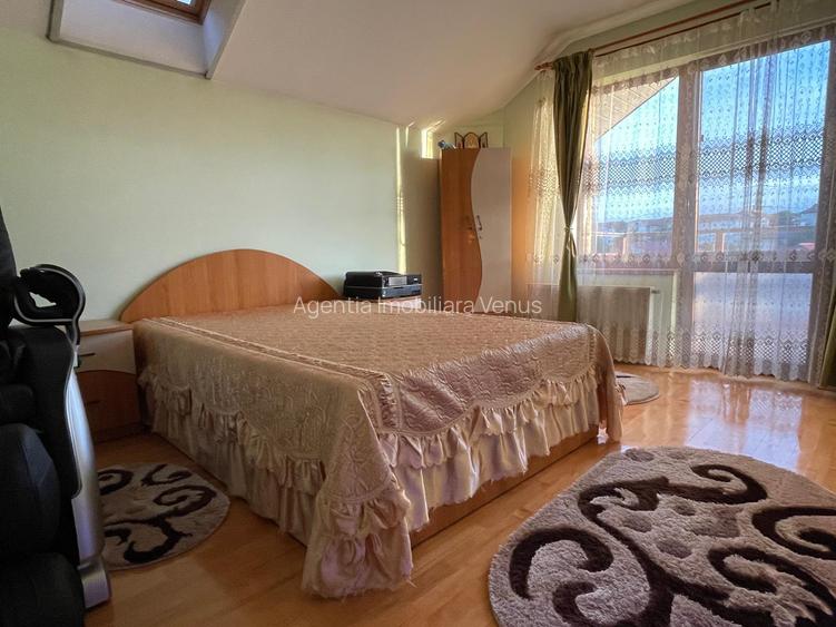 Casa cu etaj zona Piata Mare - 7