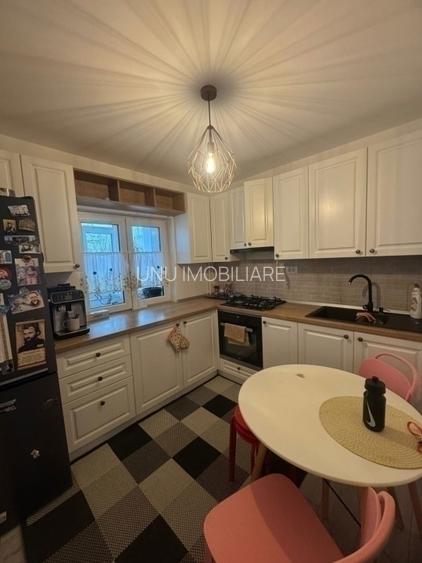 Etaj 2 Ap 3 Camere Decomandat 2 Bai 72mp renovat zona blv Poitiers - 3