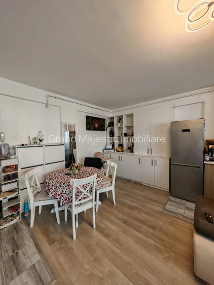Apartament 2 camere-bloc NOU-complet mobilat si utilat - 10
