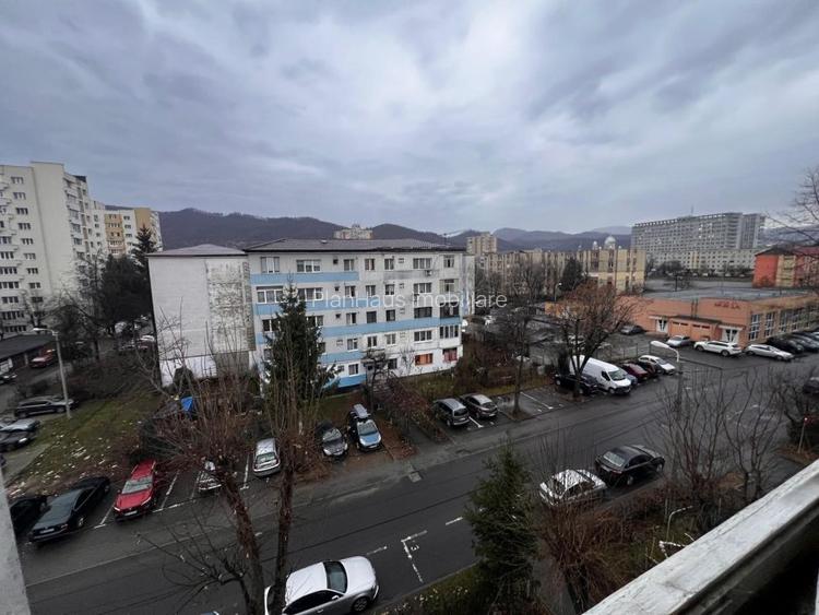 Apartament 3 camere,zona Spitalul Judetean Cuza Vodă - 5