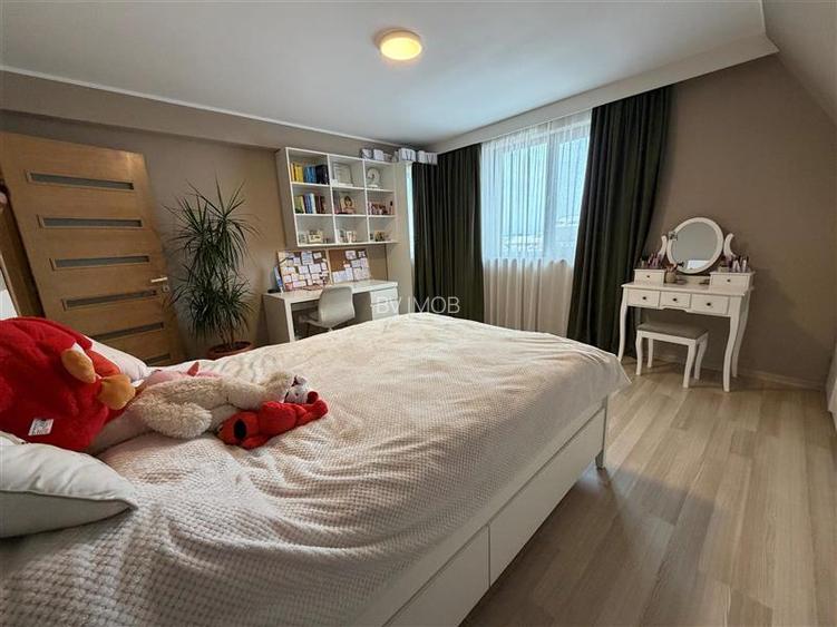 Vanzare apartament 4 camere pe 2 etaje, 3 bai, Urban Residence - 11