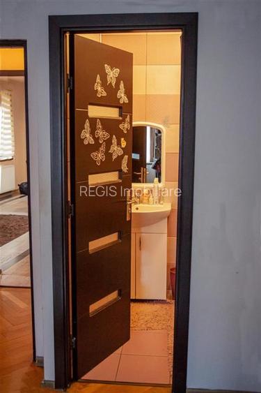 Apartament 3 camere la casa, 200 m de Poarta Schei - 6