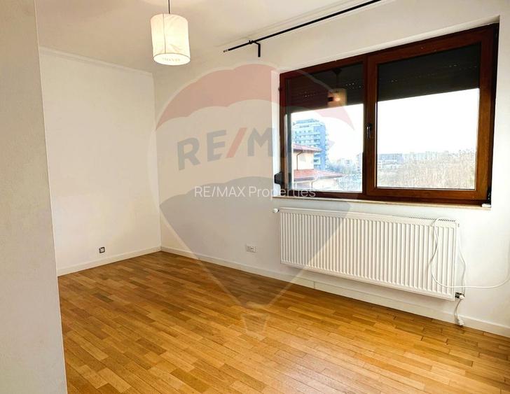 Apartament 120 mp| Imobil boutique | Master cu baie proprie | 2 terase - 10