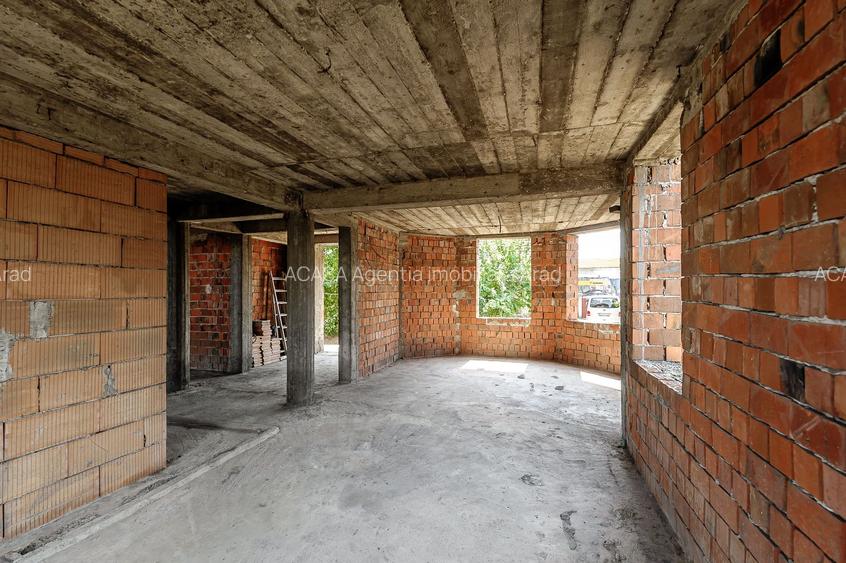 Două case pe Calea Radnei comision 0 - 12