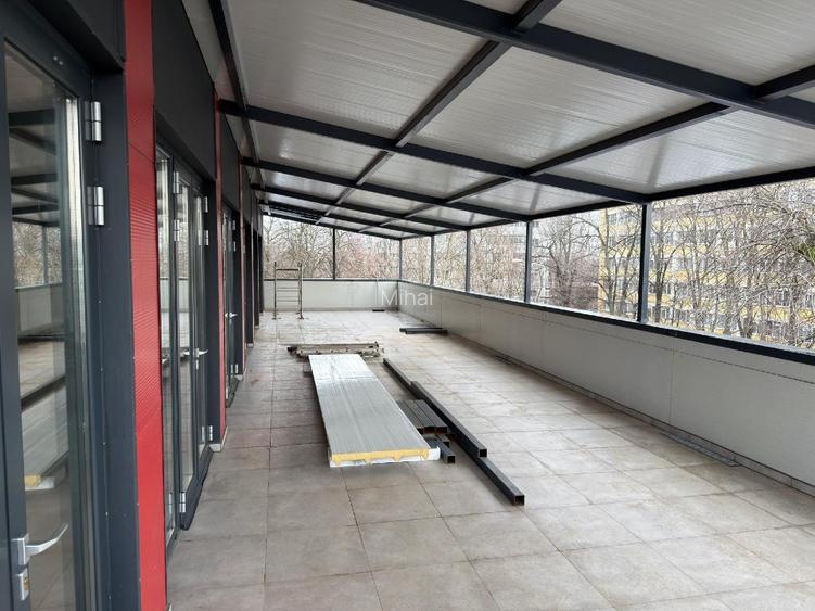 Spațiu comercial de închiriat Bd. Basarabia 64, etaj 2, acces dublu, 225mp - 9