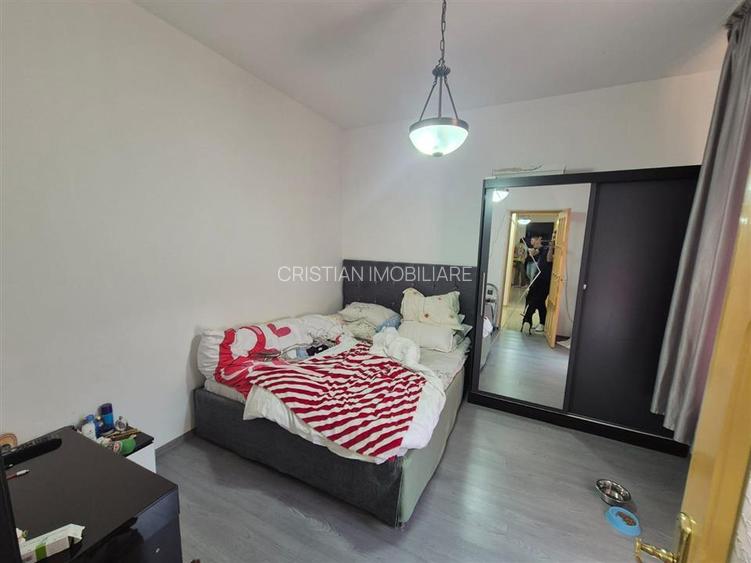 ZONA CENTRALA  Casa 6 camere + Spatiu comercial constructie caramida - 4