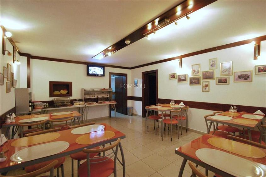 Pensiune, afacere la cheie, cu 10 camere la 10 minute de centru orasului - 3